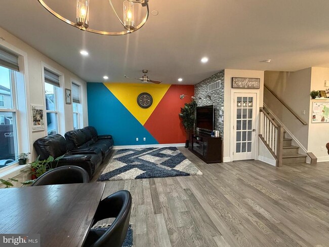 Photo - 506 Juneberry Ct