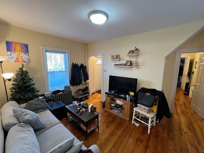 Photo - 6 White Street Pl Apartment Unit #R