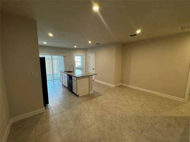 Photo - 1197 Port Blue Wy