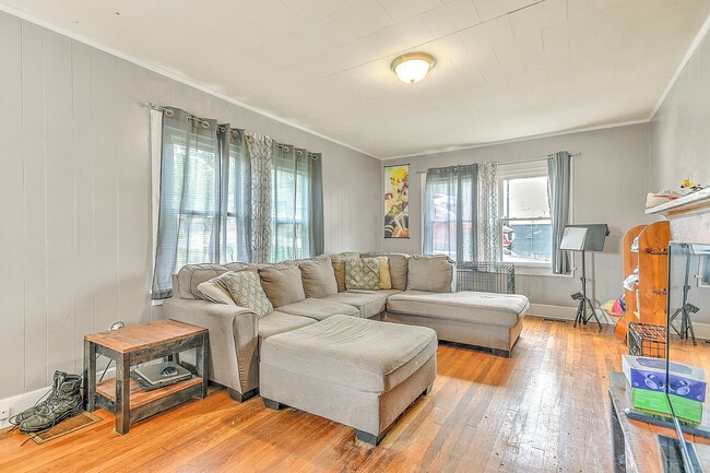 Photo - 2913 Ashley St