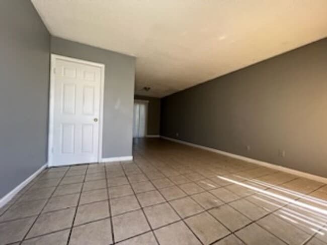 Photo - 3401 Ave R NW