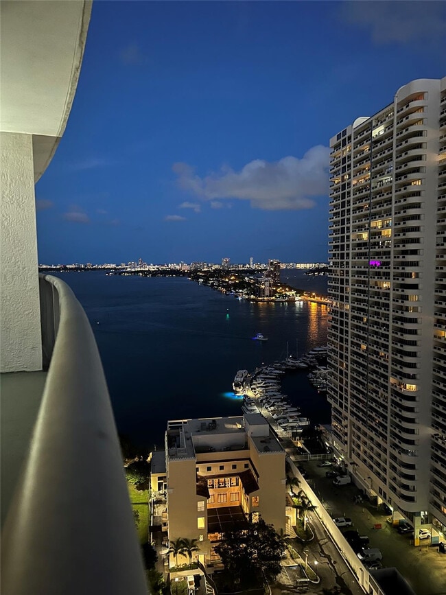 Photo - 1750 N Bayshore Dr Unit 2606