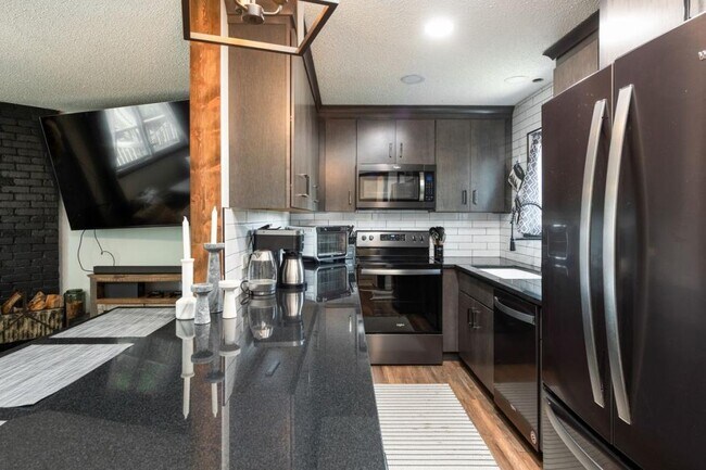 Photo - 2700 S Holly St Unit 202