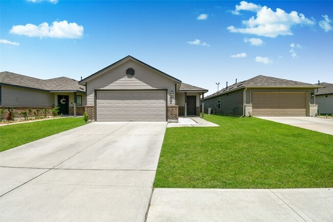 Photo - 7915 Meadow Cranesbill Ln