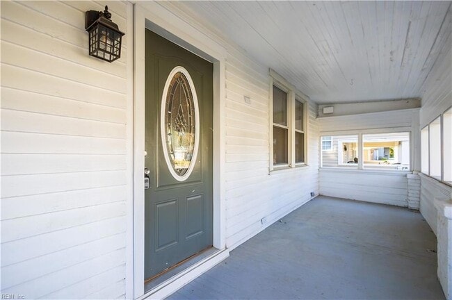 Photo - 229 Woodview Ave