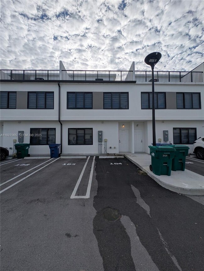 Building Photo - 26124 SW 146th Ave