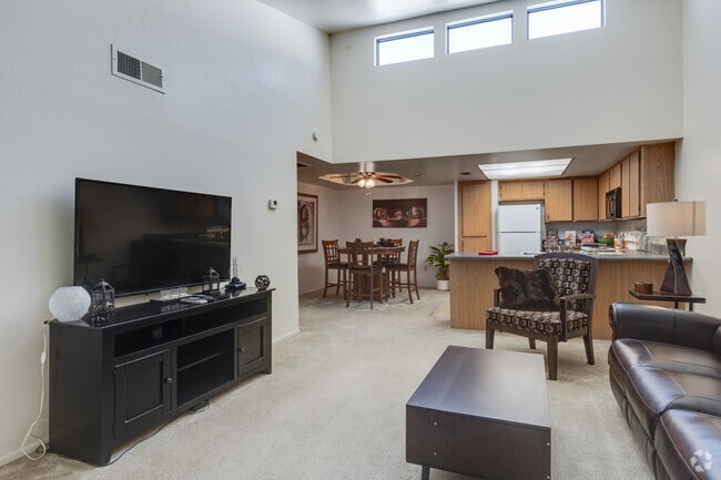 2BR, 2BA - 1,055SF - Villa Fiesta