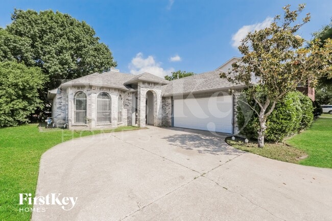 Photo - 701 Long Hill Ct