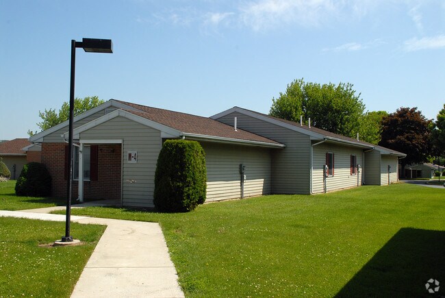 Photo - Saucony Cross Apartments