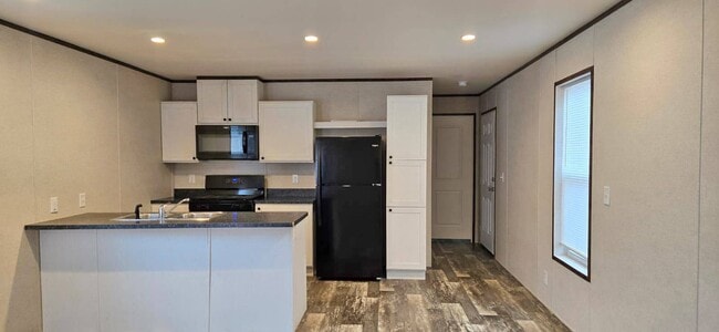 Photo - 2128 S Riverside Dr