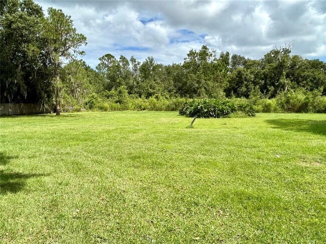 Photo - 612 Grove Dr