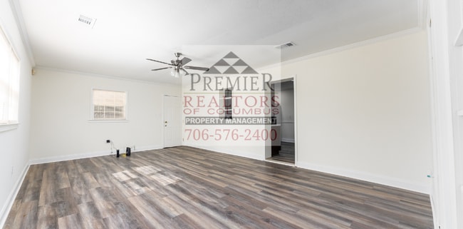 Photo - 4702 Harbin St