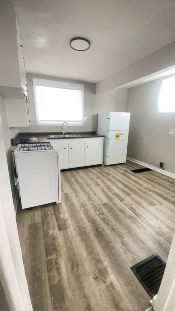 Photo - Albany - 2 bed 1 bath AVAILABLE NOW!