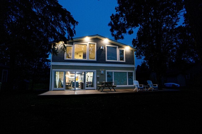 Building Photo - 1547 Norrona Ct SW