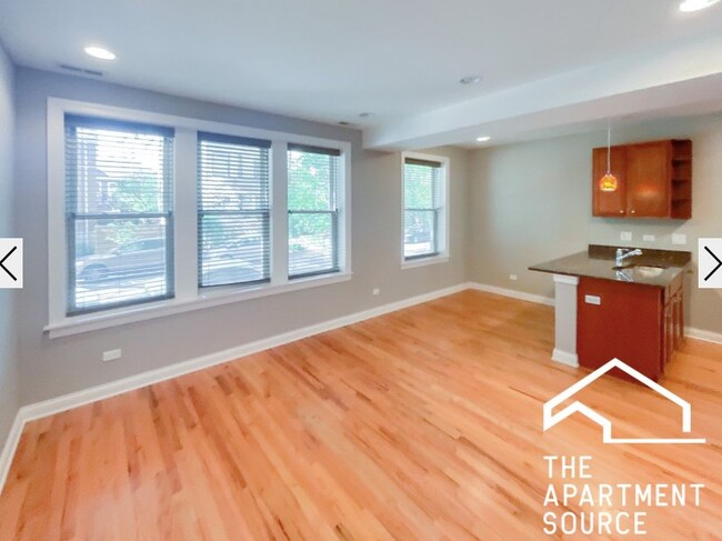 Photo - 1636 W Grace St Unit 1
