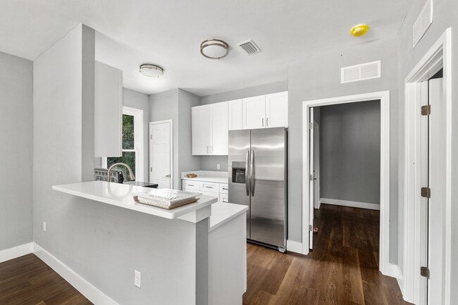 Photo - 422 NW 3rd Ave