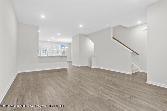 Photo - 323 Mantoloking Dr