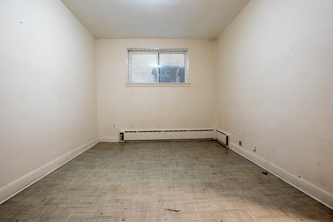 Photo - 575 Ellice Ave Unit 7