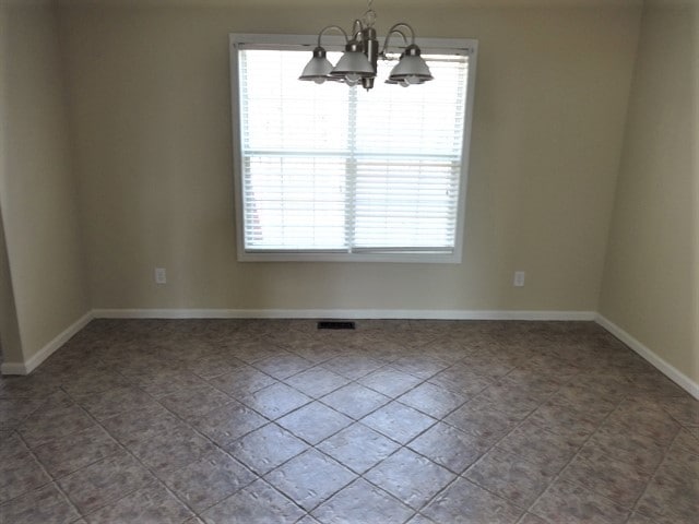 Photo - 307 Split Rail Way