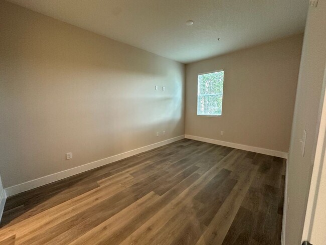 4424 S Texas Ave Unit SM 1-203