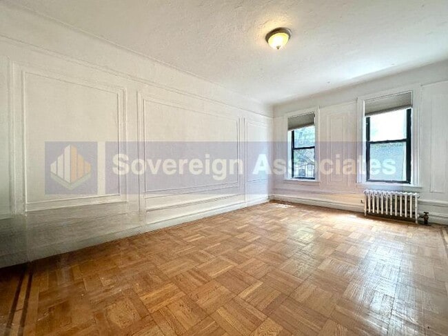 Building Photo - 10 Bennett Ave Rental