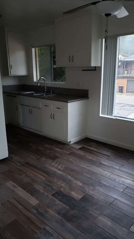 Photo - 637 W 32nd St