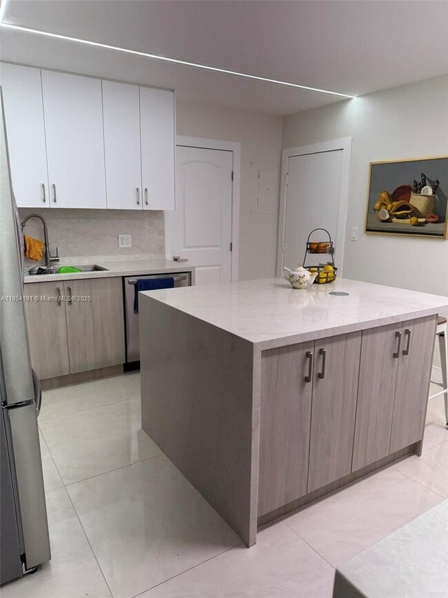 Building Photo - 8780 Azalea Ct Unit 104 Rental