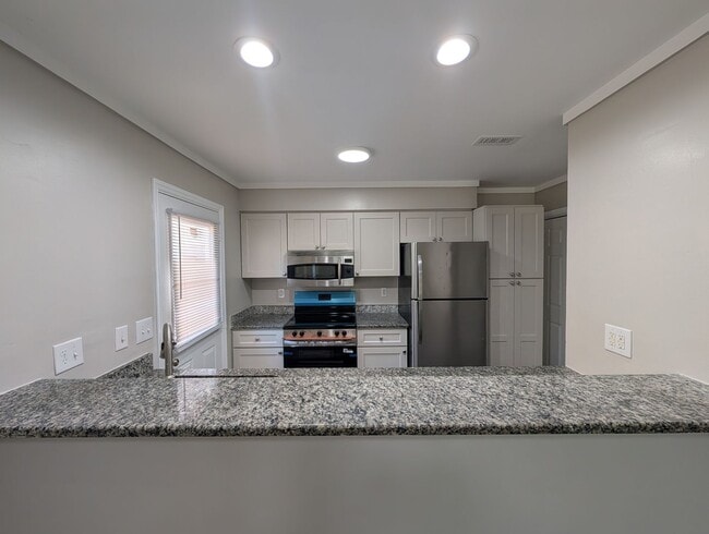 Photo - 4632 Kilcullen Dr Unit D