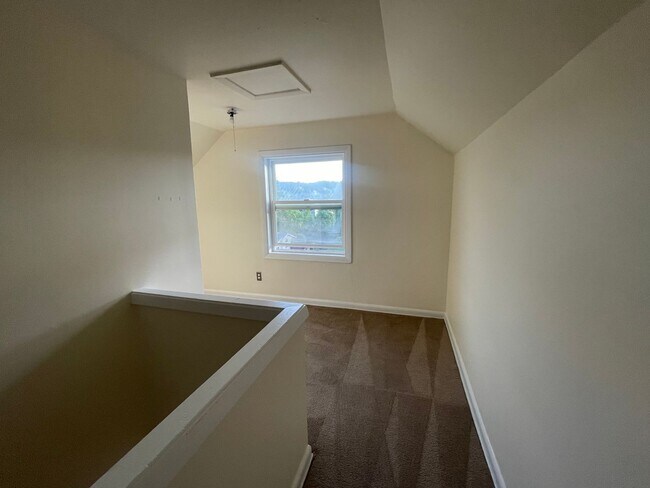 Photo - 3414-3418 SE Vineyard Rd Milwaukie, OR 97267 Unit 3416 SE Vineyard Rd