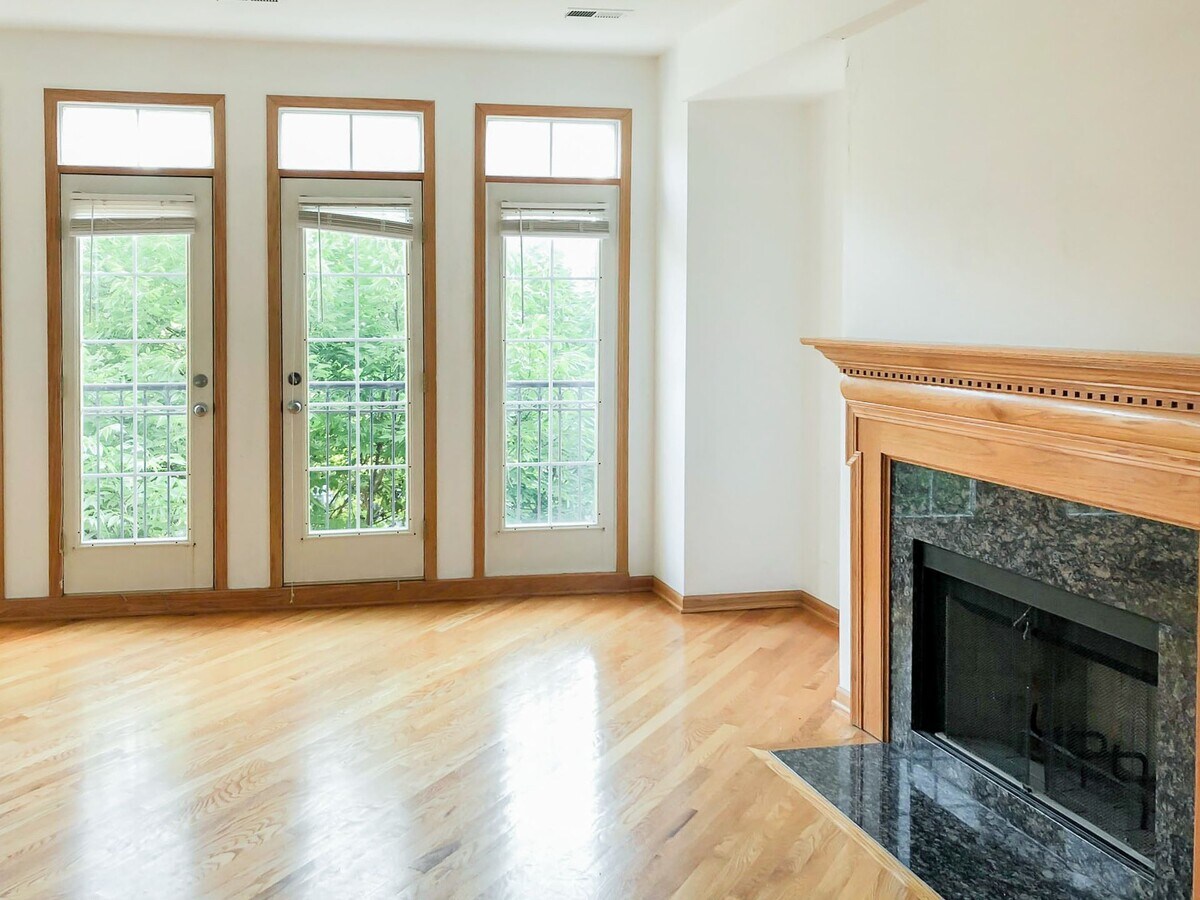 Photo - 1321 W Belmont Ave Apartments Unit 1