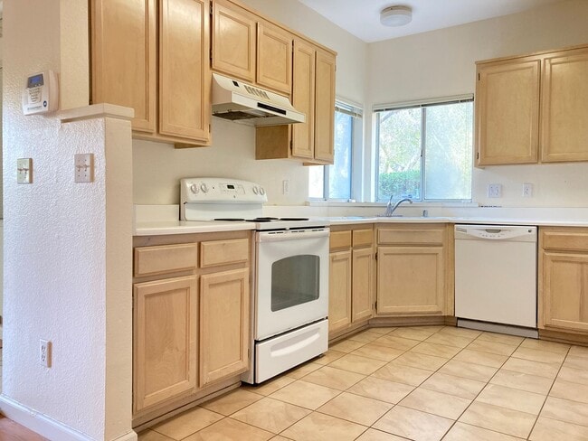 Photo - Spacious sun filled 2 bedroom with Washer/ Dryer in unit and garage!
