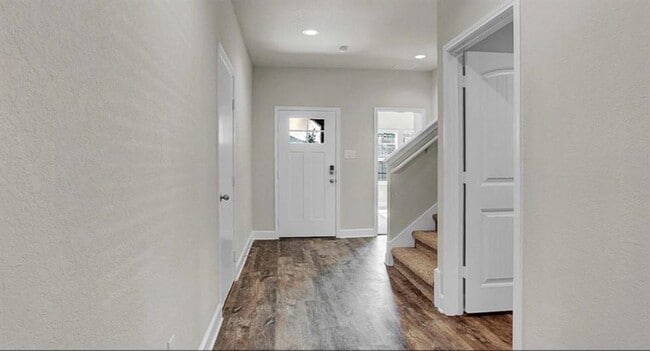 Photo - 133 Netherland St