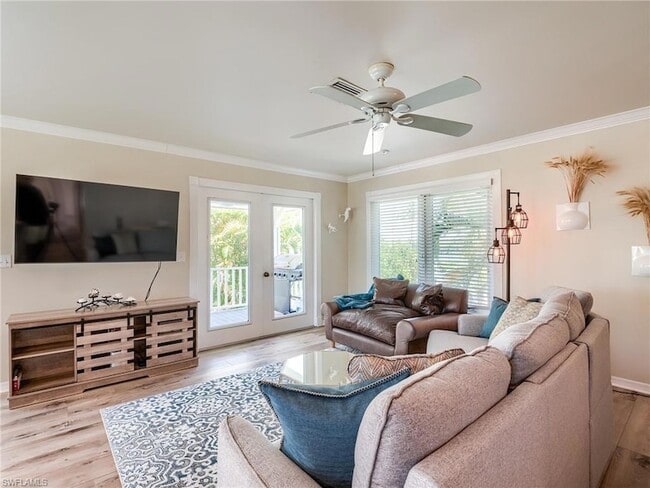 6020 Cypress Ln