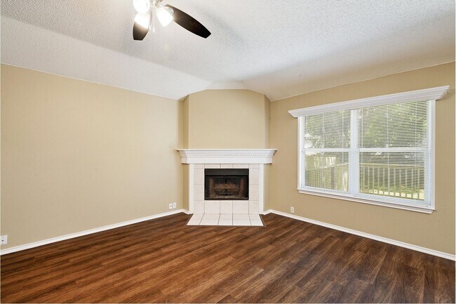 Photo - Charming Comfort on Coats Circle!