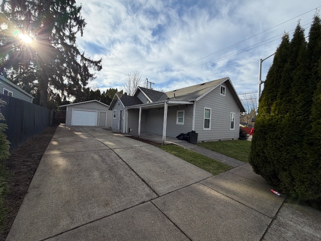 Photo - 3015 Fruit Valley Rd