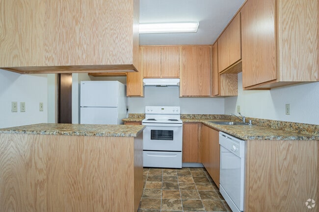 2BR, 1BA - 850SF