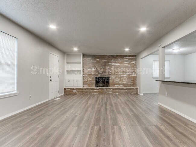 Photo - 8508 Candlewood Dr