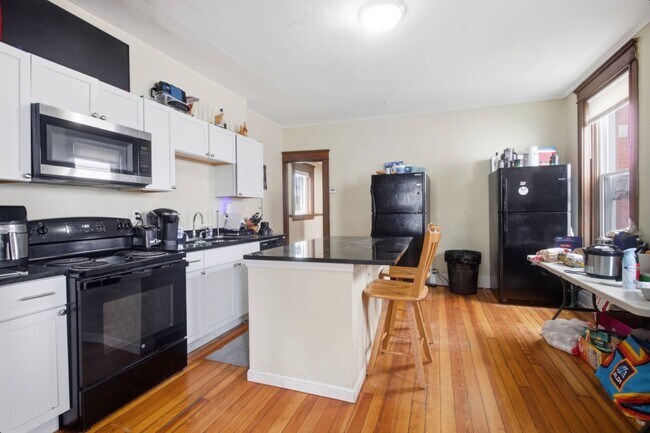 Photo - 2328 Stratford Ave Unit 1