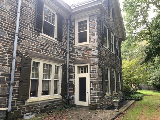 Photo - 607 S Trent Ave