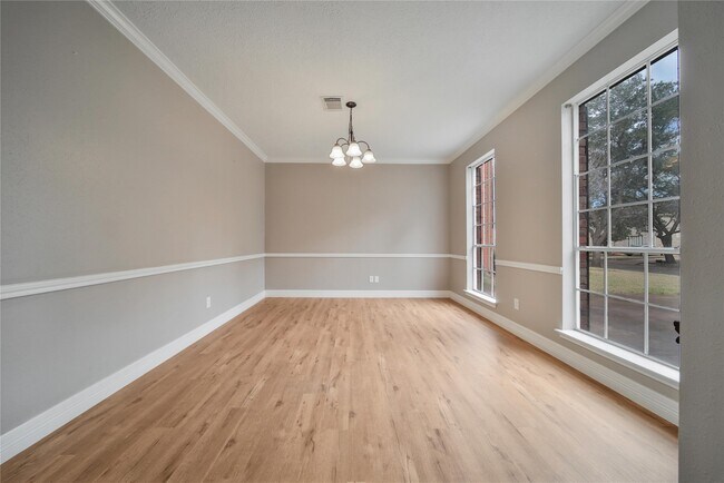 Photo - 4422 Westray Dr