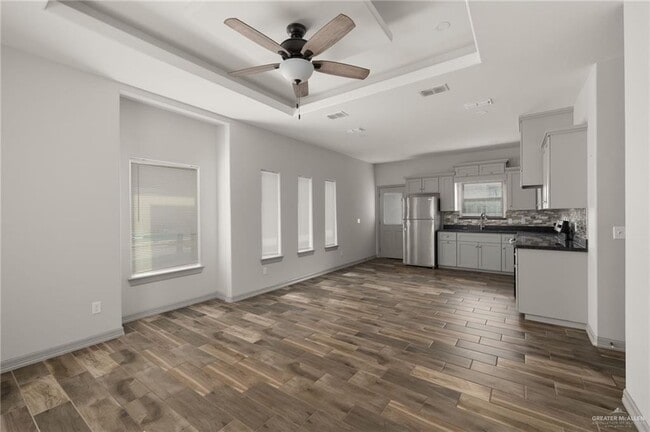 Photo - 10 Nightingale Ave Unidad 3