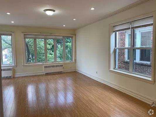 Building Photo - 7022 6th Ave Rental