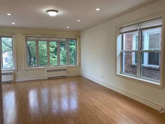 Building Photo - 7022 6th Ave Rental