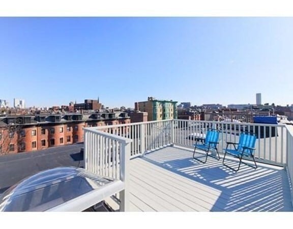 Building Photo - 417 Massachusetts Ave Unit 5