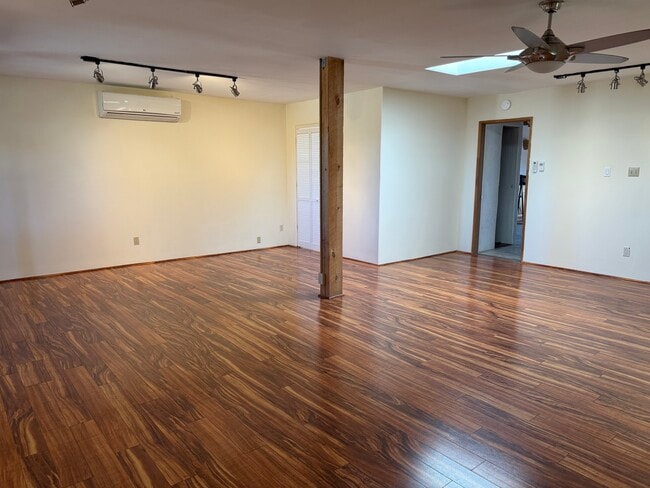 Photo - 4210 Ravine Rd