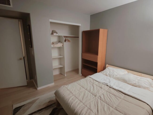 Photo - 18609 N 30th Pl