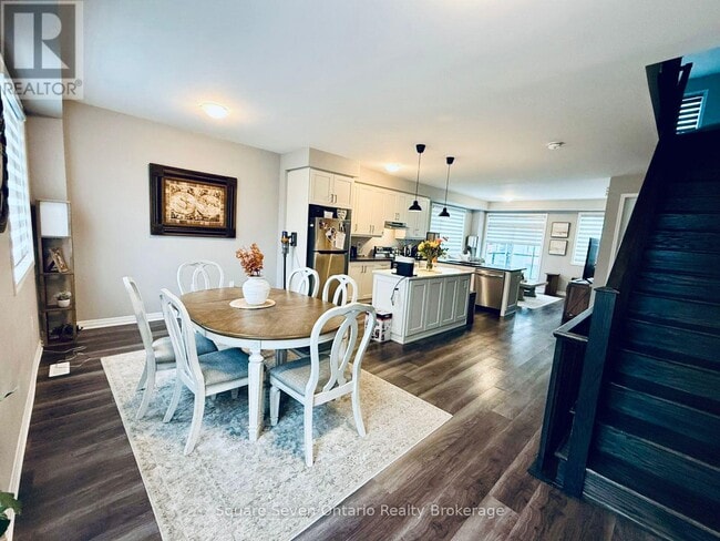 Photo - 60 Kaitting Trail