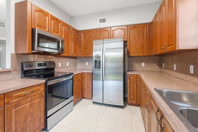 Photo - 3585 NE 5th St