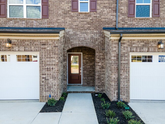 **BE THE LUCKY ONE TO LIVE IN THIS 2020-BU... - **BE THE LUCKY ONE TO LIVE IN THIS 2020-BU... House