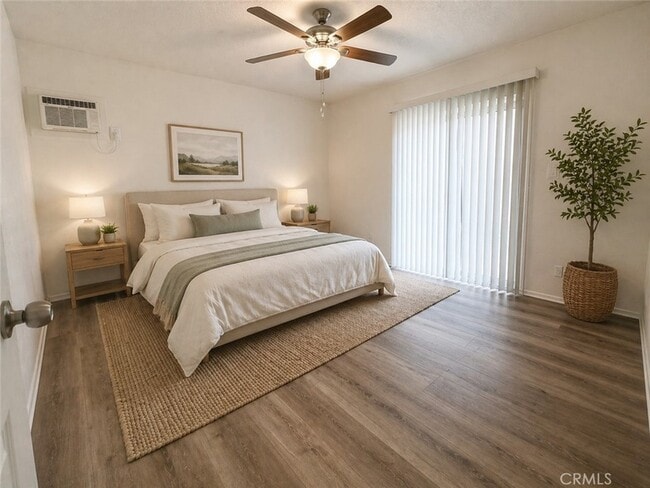 Photo - 685 E Vista Chino Unit 4
